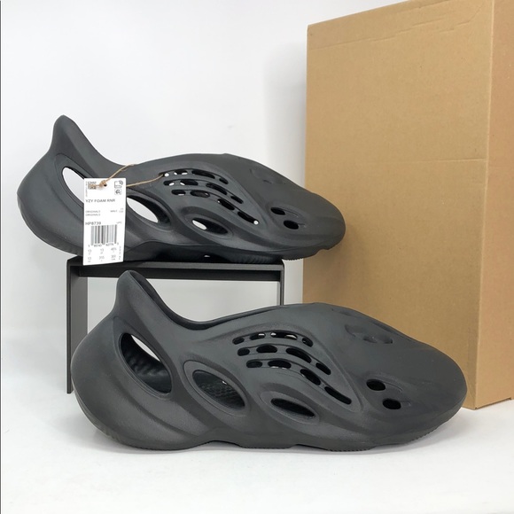 Adidas Men's Yeezy Foam RNNR Runner HP8739 Onyx Authentic Slip On Shoes  -Size 13